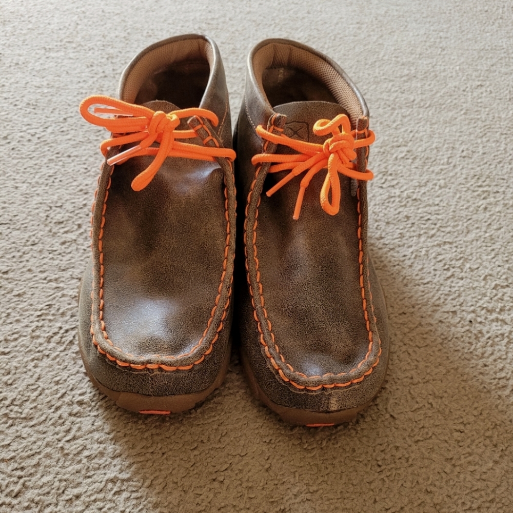 Gently Worn Twisted X Shoee